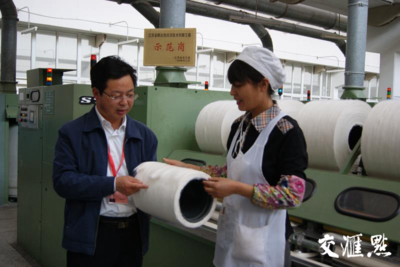 他,從織布工成長(zhǎng)為海安&ldquo;最美娘家人&rdquo;